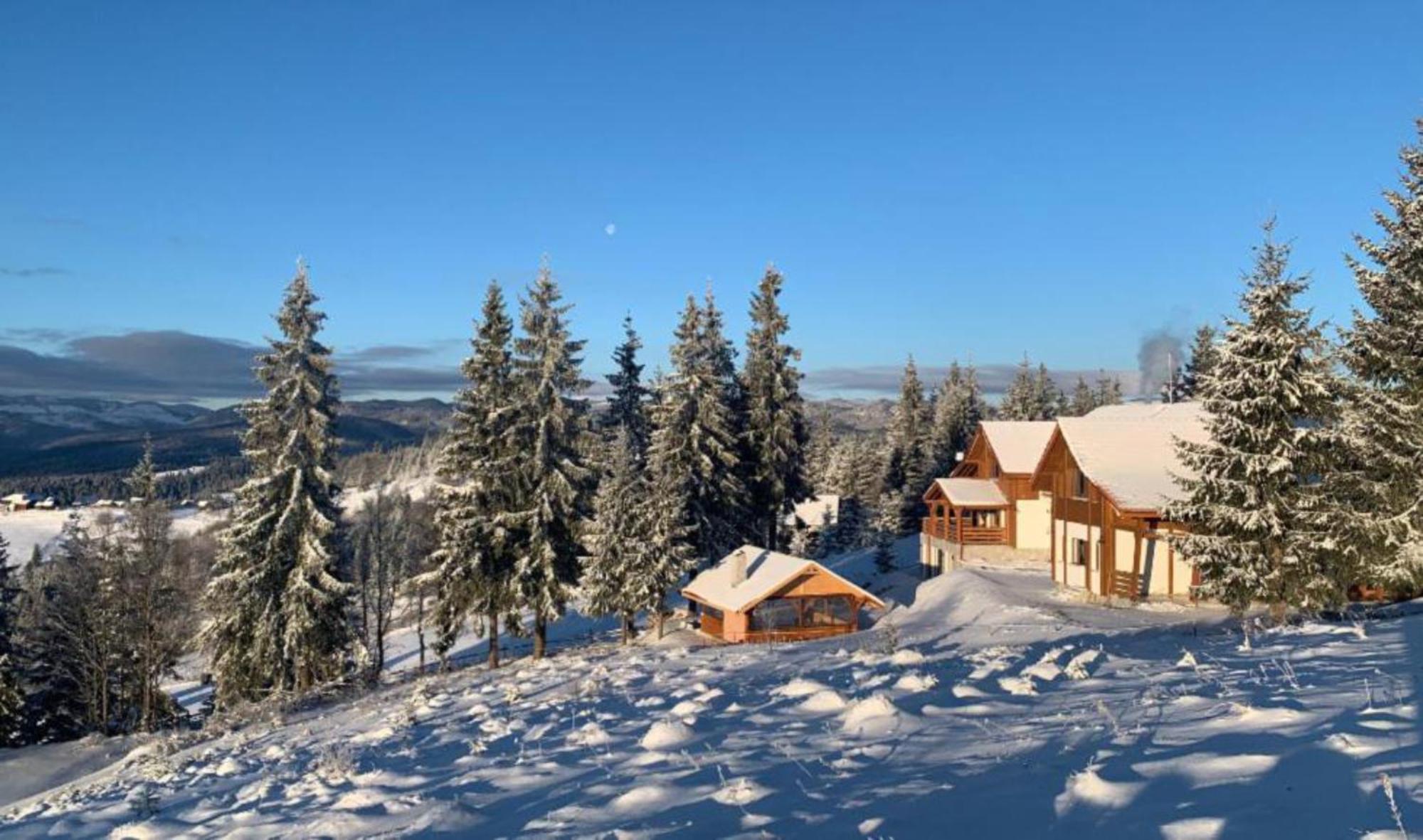 Tiarra Mountain Lodge Belis Bagian luar foto